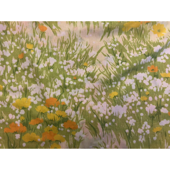 Vintage Half Apron Pink Flowers Organza with a White And Yellow Flowers- ￼ Retro - Picture 5 of 5